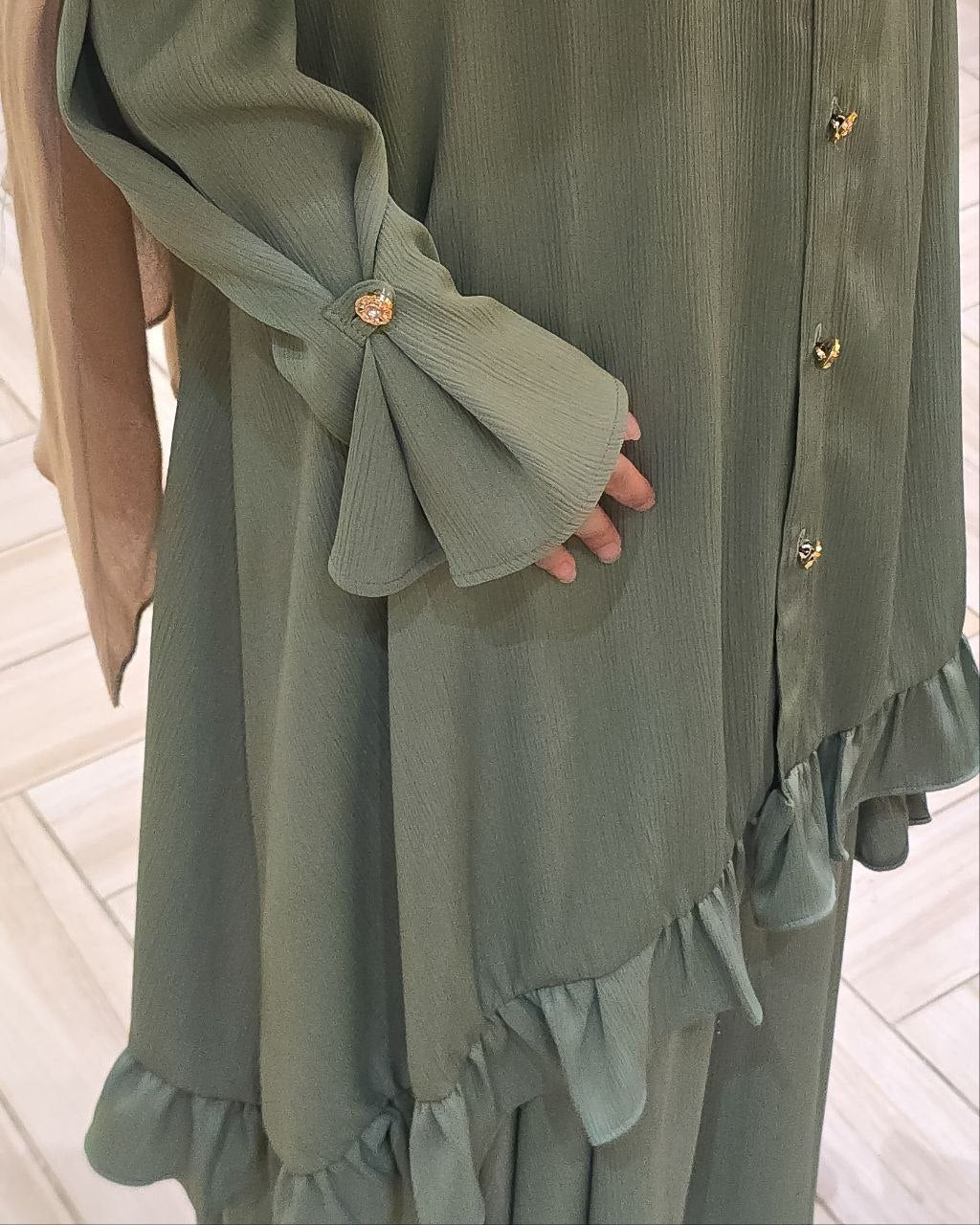 Nejma Suit ⭐️ - Code 31
